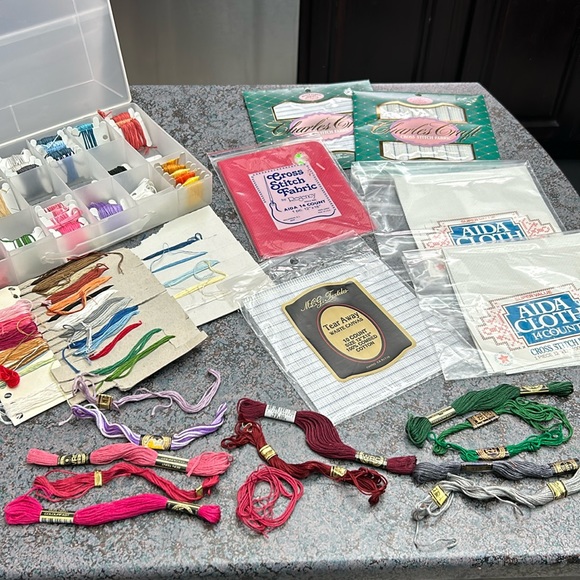 Embroidery Floss Lot with Cross Stitch Fabric - Picture 3 of 13